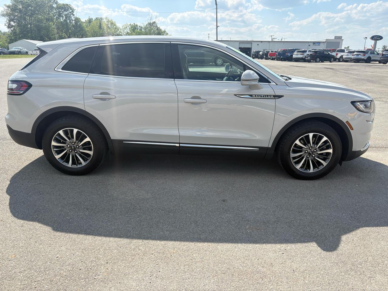 Lincoln Nautilus Standard FWD 2021
