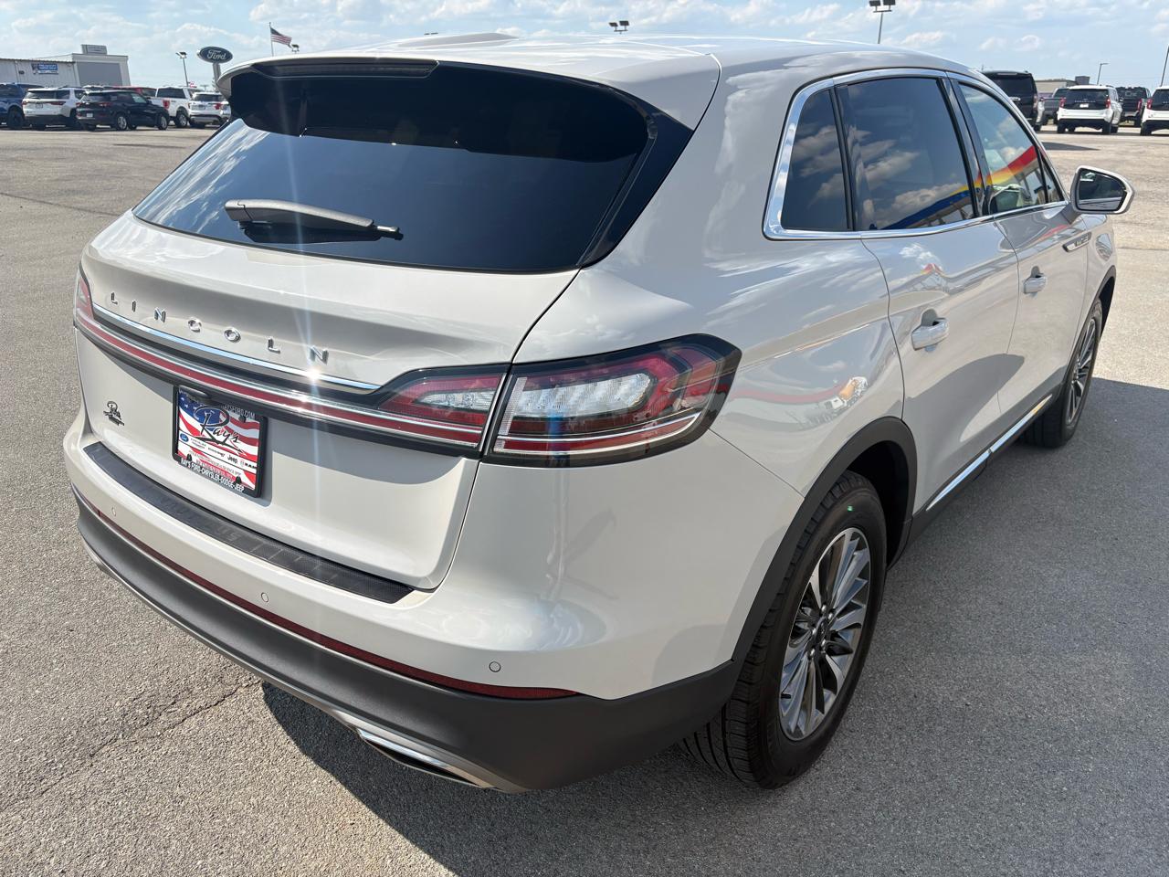 Lincoln Nautilus Standard FWD 2021