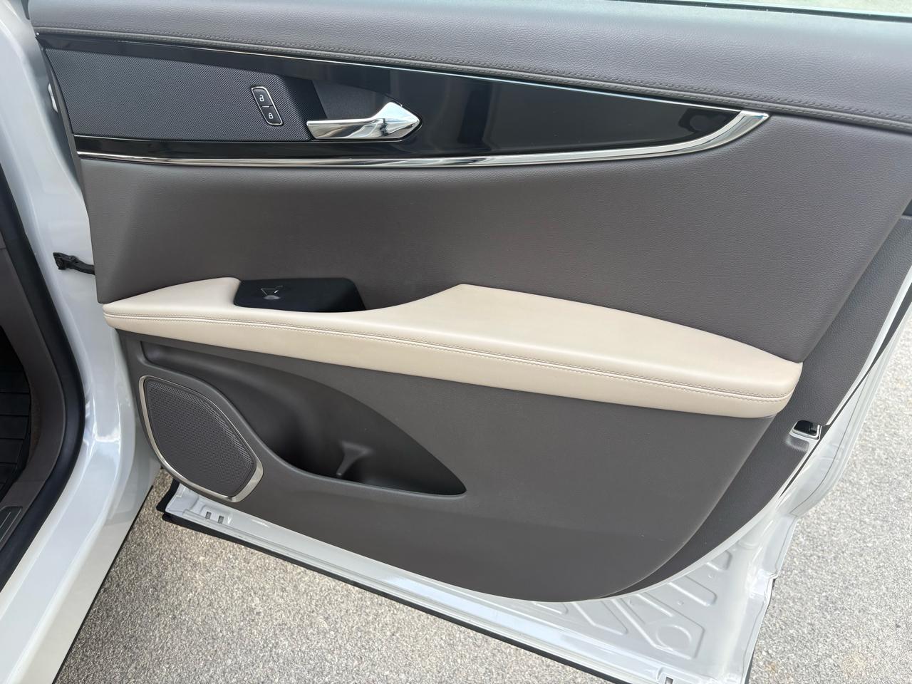 Lincoln Nautilus Standard FWD 2021