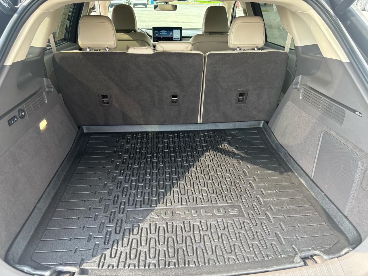 Lincoln Nautilus Standard FWD 2021