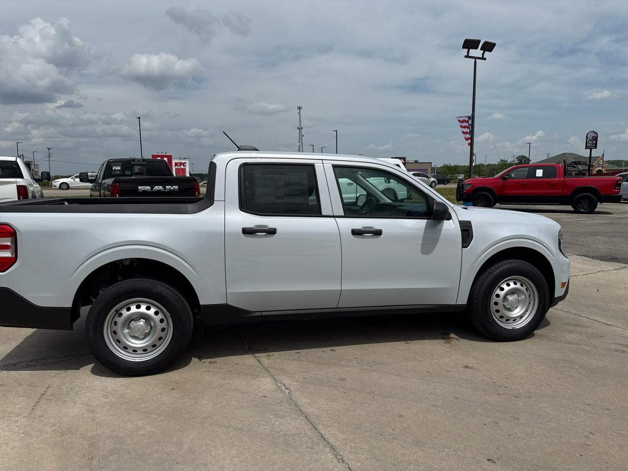 Ford Maverick XL AWD SuperCrew 2026