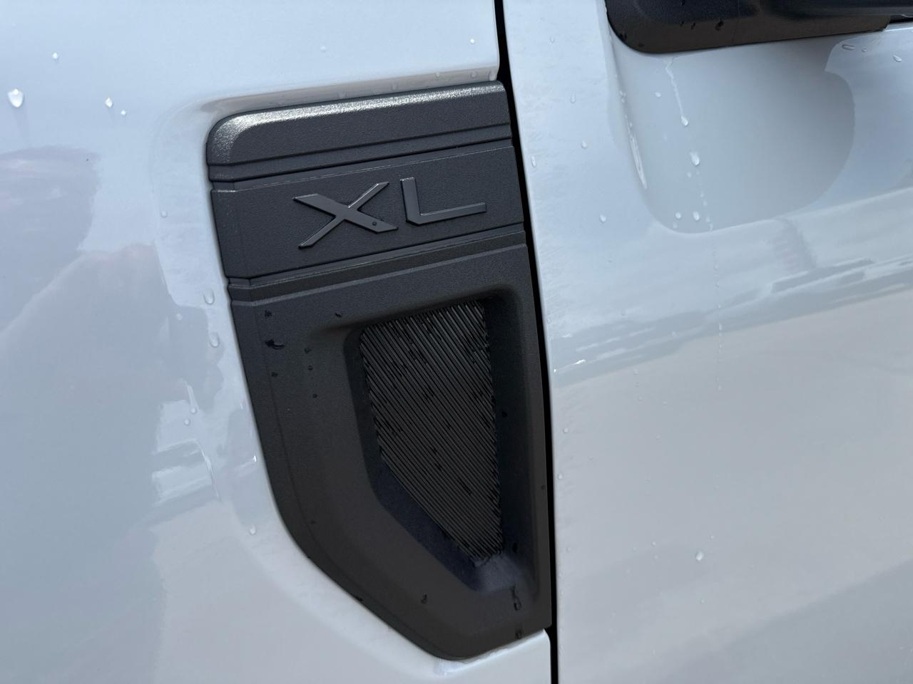 Ford Maverick XL AWD SuperCrew 2026