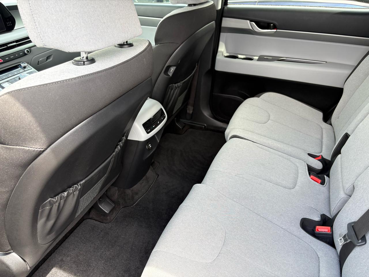 Hyundai Palisade SE AWD 2025