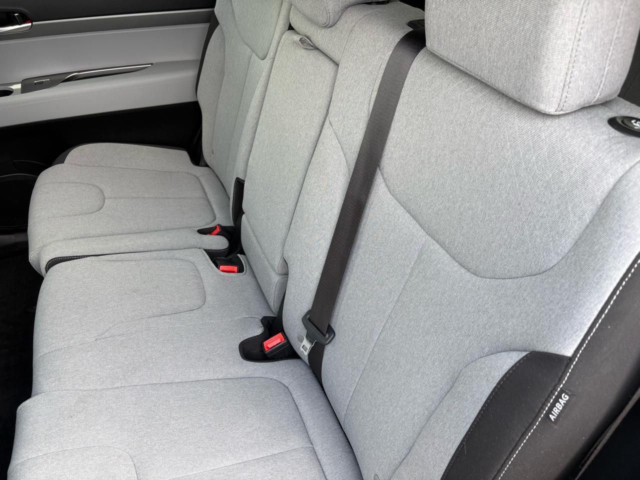 Hyundai Palisade SE AWD 2025