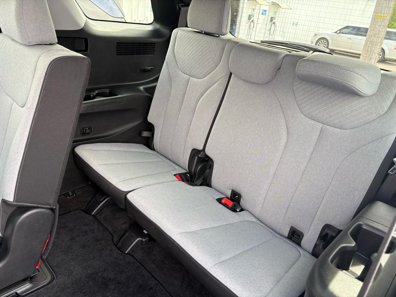 Hyundai Palisade SE AWD 2025