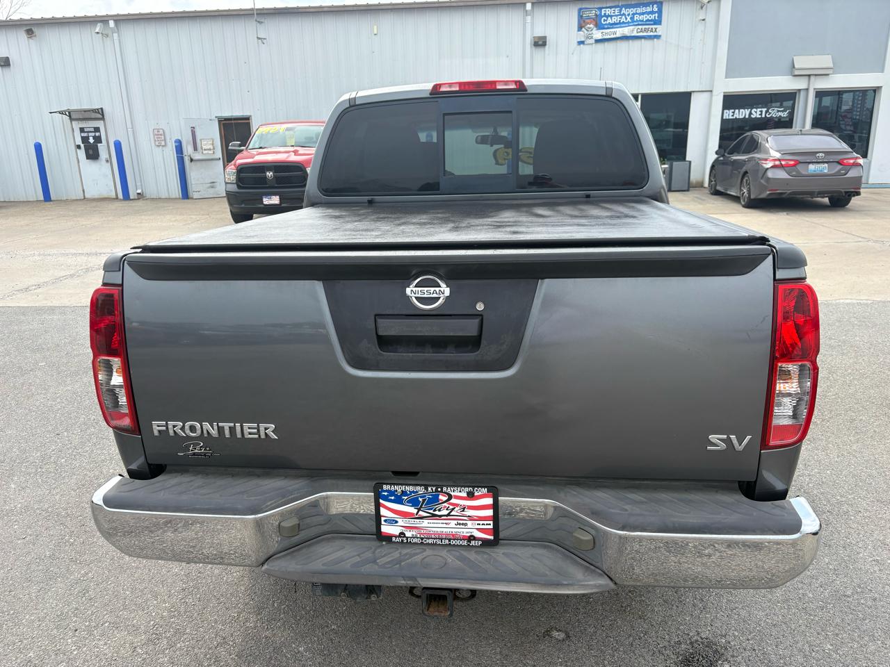 Nissan Frontier 2WD Crew Cab SWB Auto SV 2016