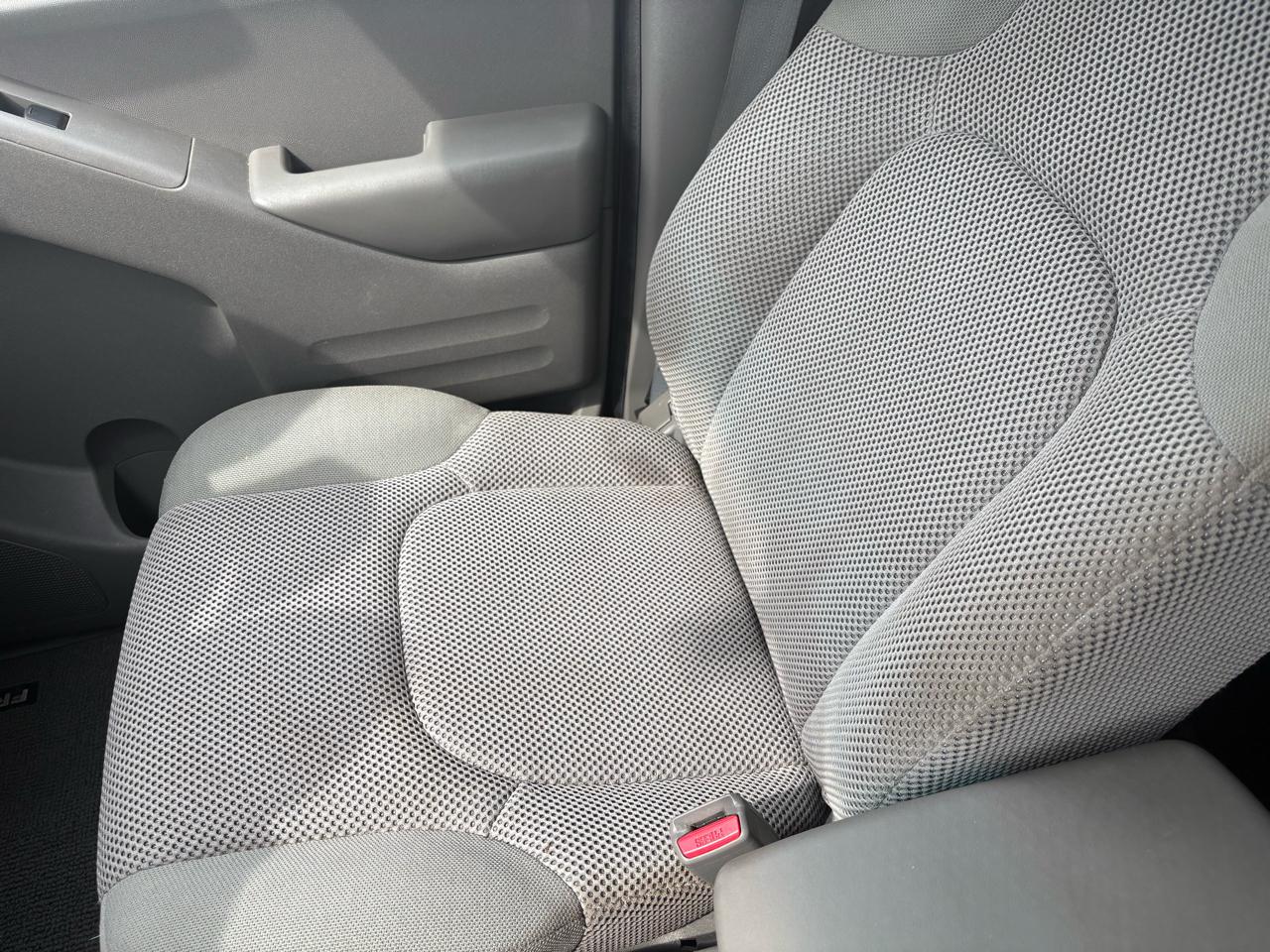 Nissan Frontier 2WD Crew Cab SWB Auto SV 2016