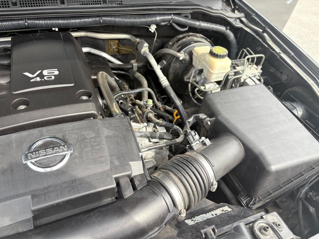 Nissan Frontier 2WD Crew Cab SWB Auto SV 2016