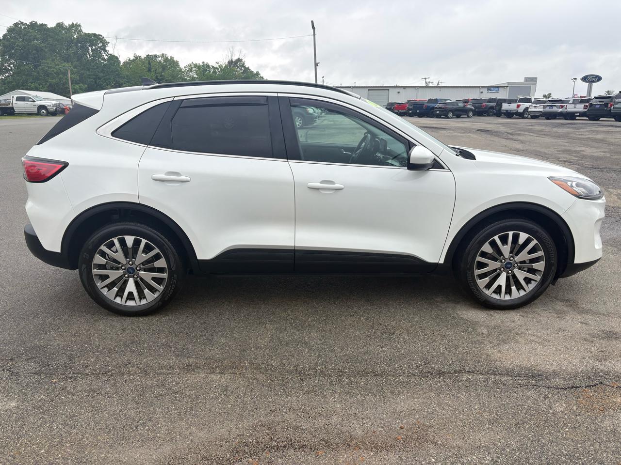 Ford Escape Titanium AWD 2022