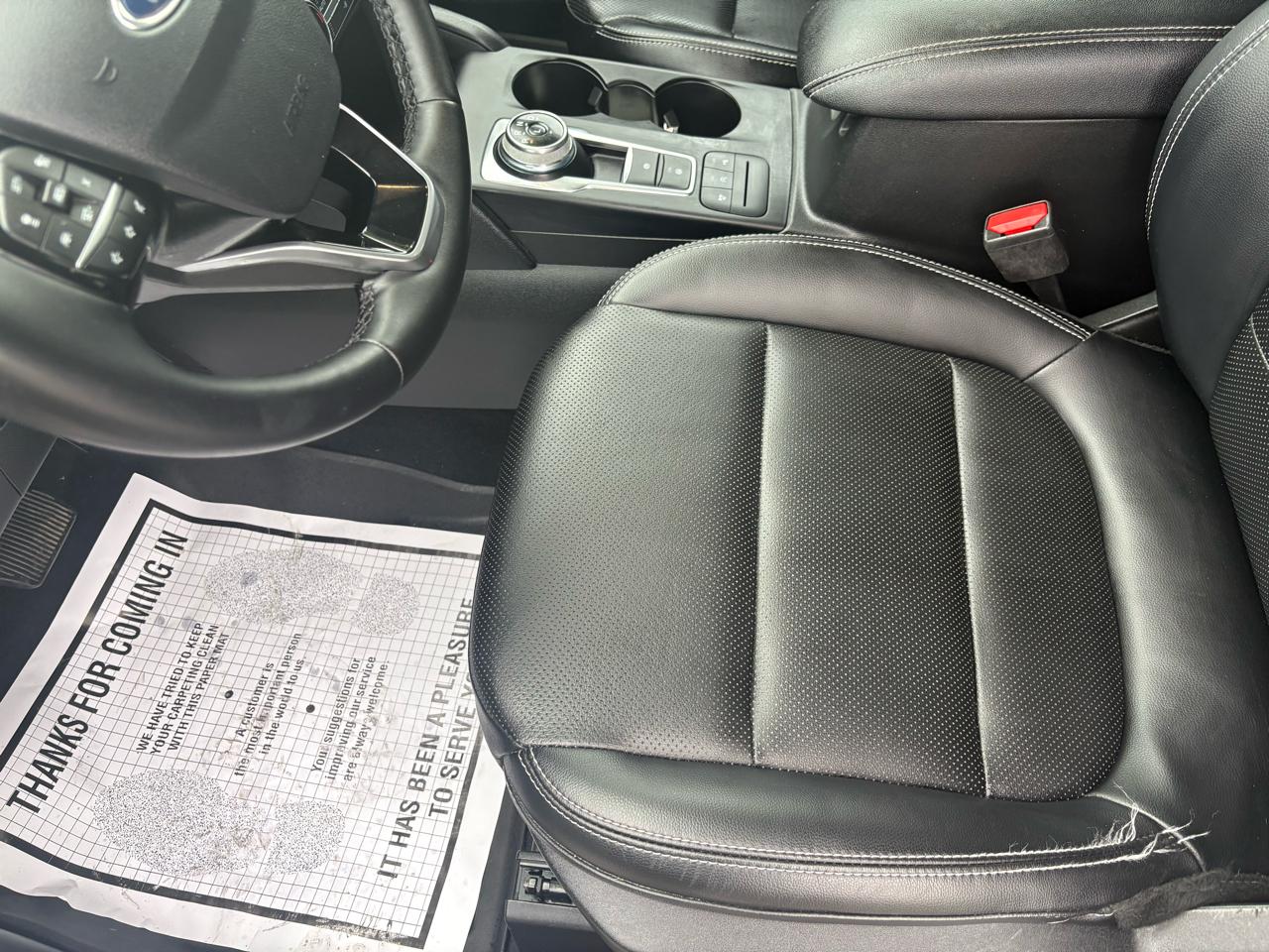 Ford Escape Titanium AWD 2022