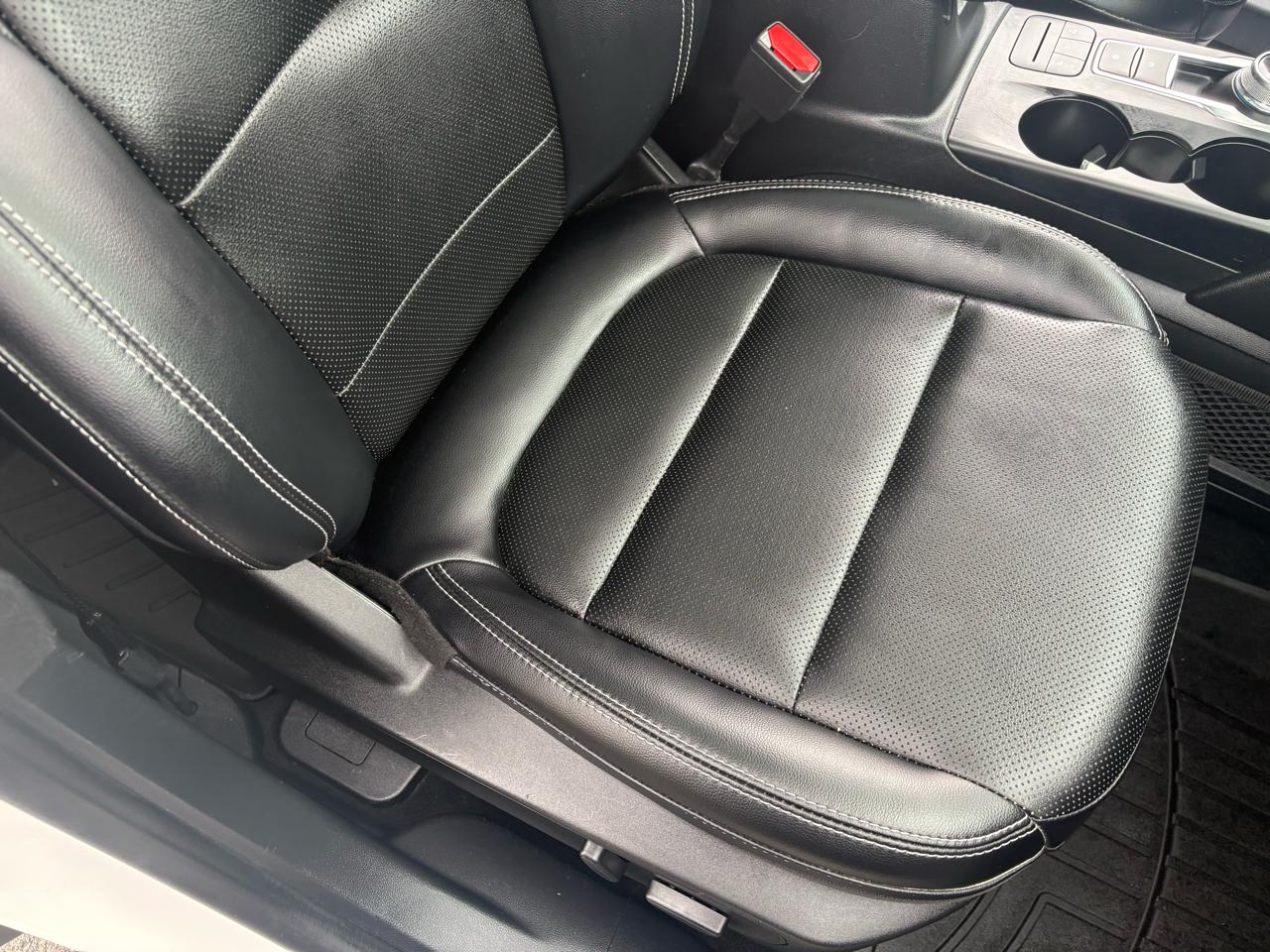 Ford Escape Titanium AWD 2022