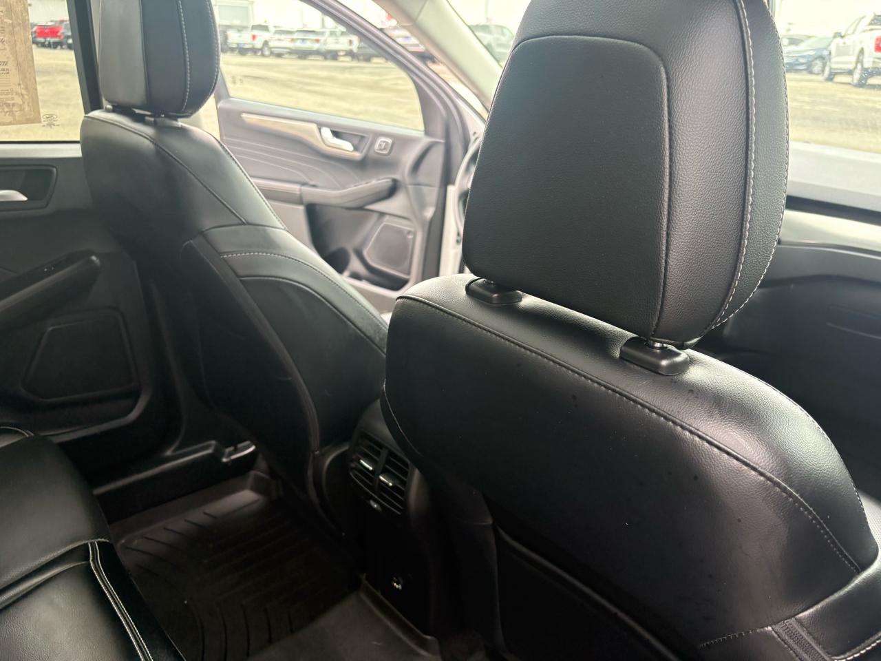 Ford Escape Titanium AWD 2022