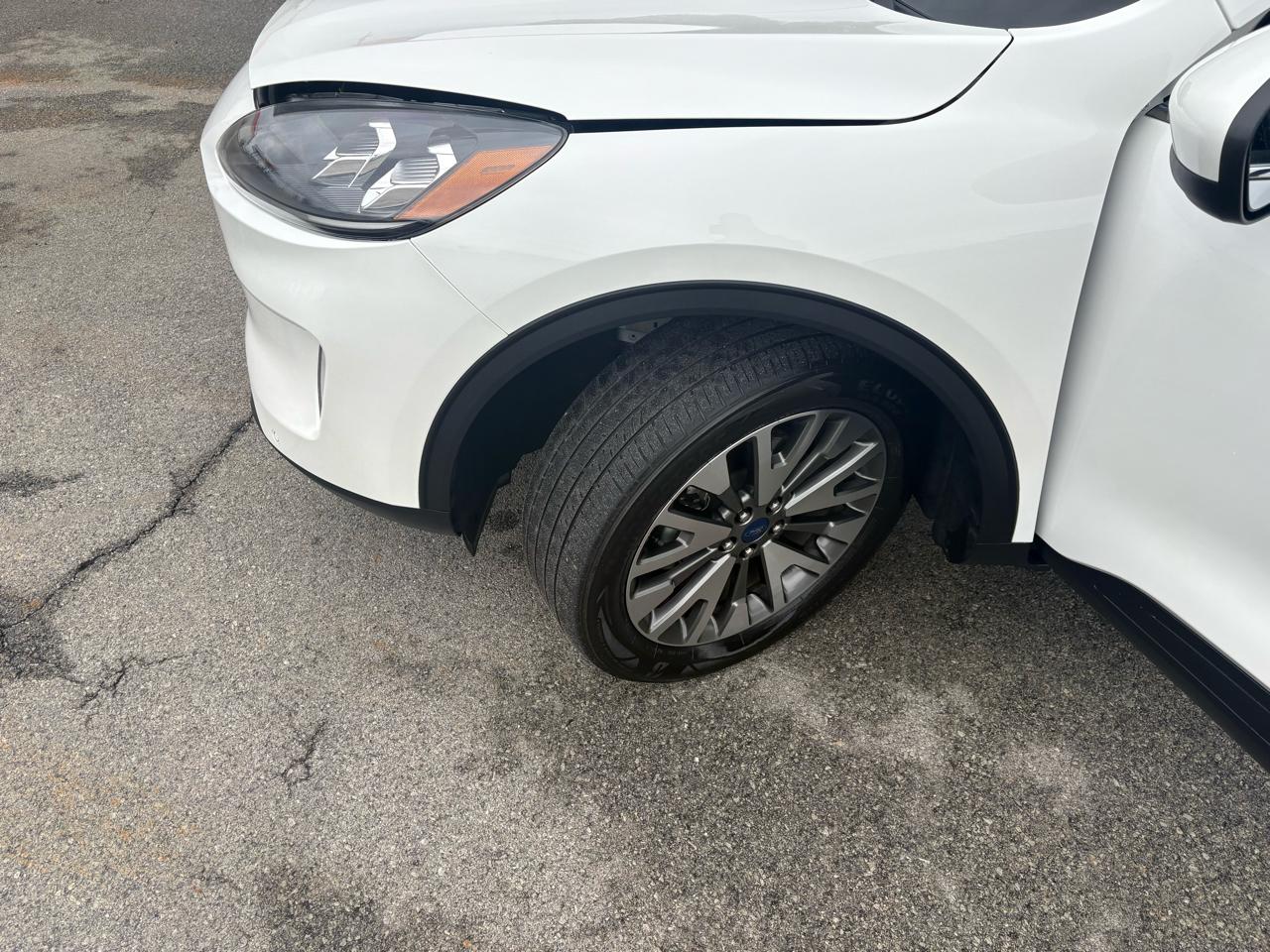 Ford Escape Titanium AWD 2022