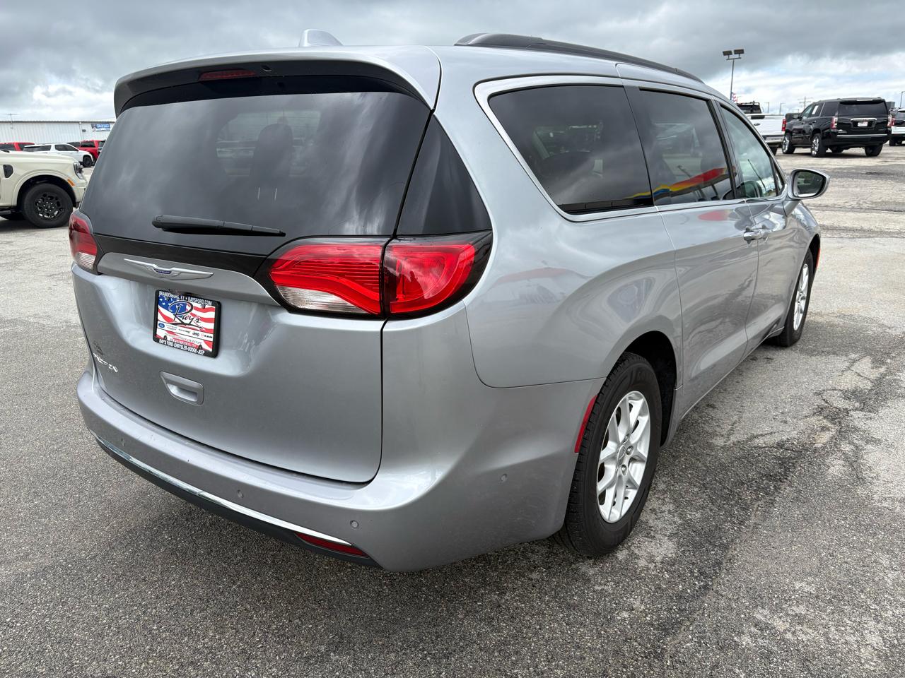 Chrysler Pacifica Touring FWD 2020