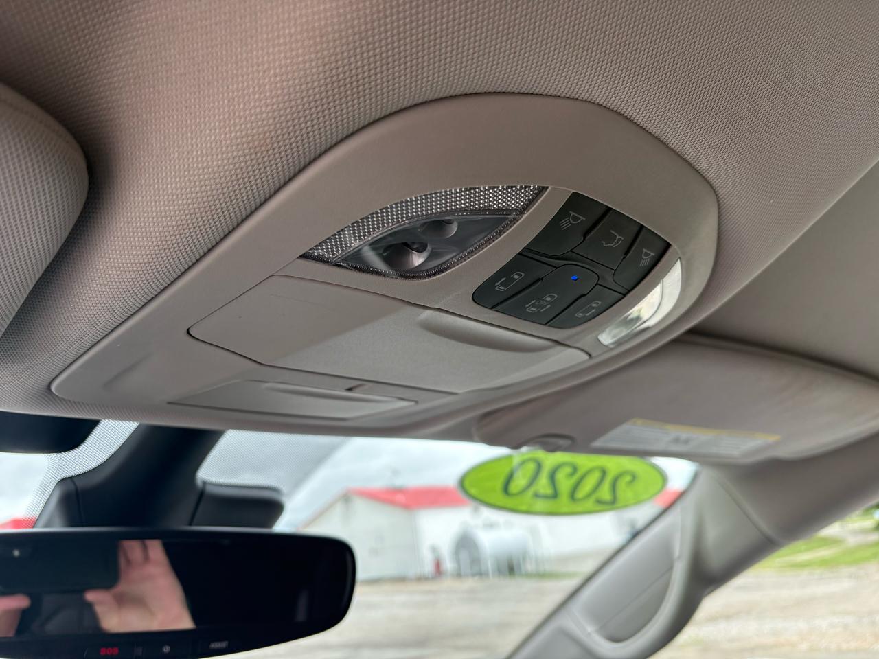 Chrysler Pacifica Touring FWD 2020