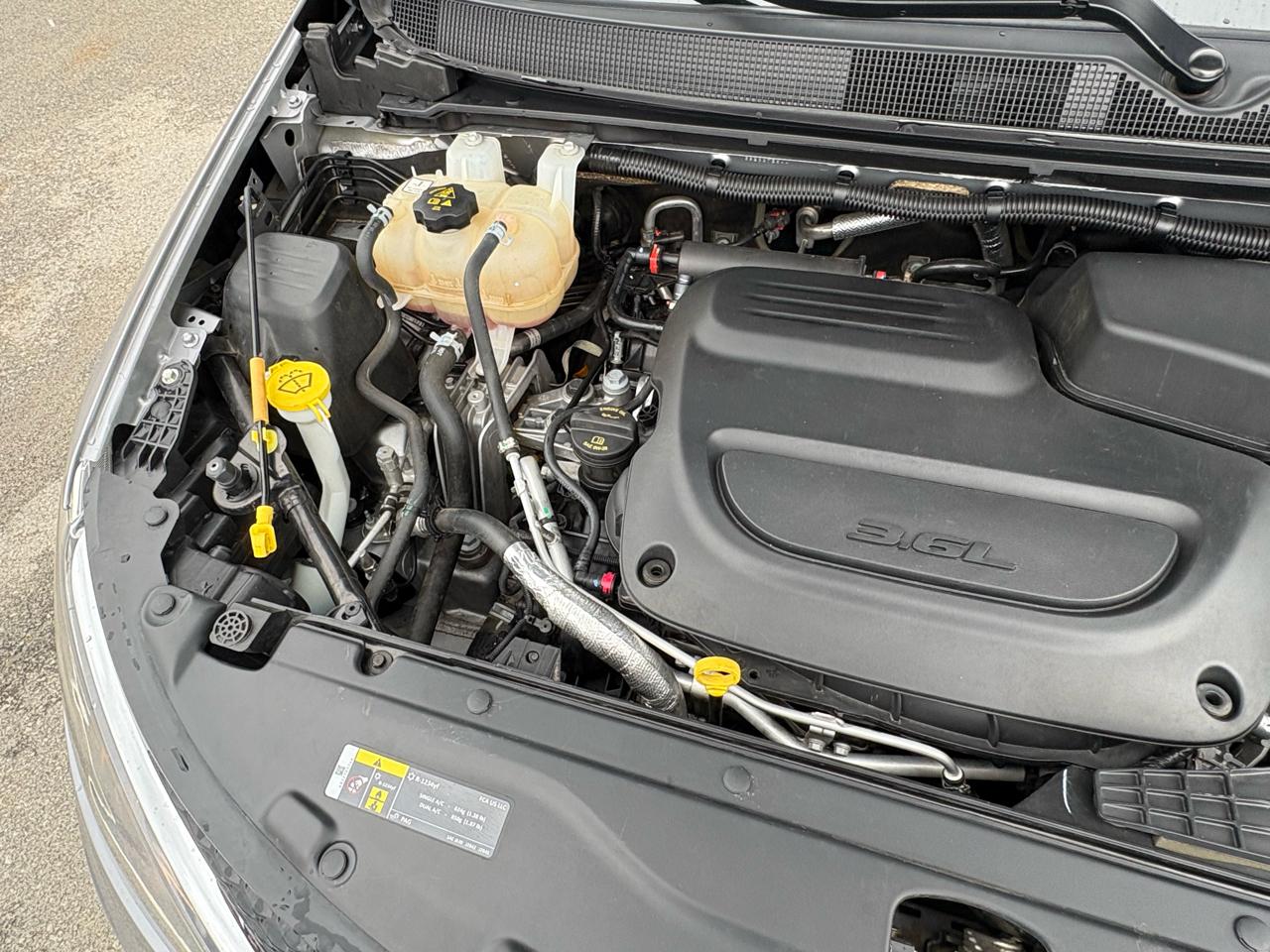 Chrysler Pacifica Touring FWD 2020