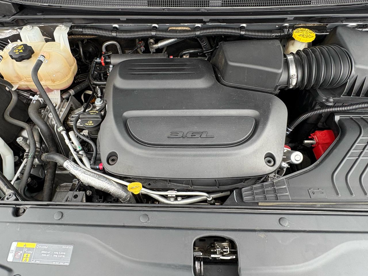 Chrysler Pacifica Touring FWD 2020