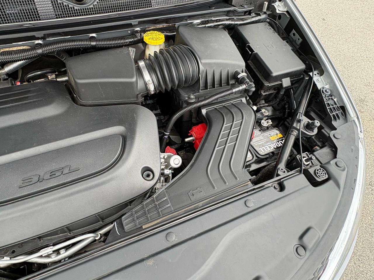 Chrysler Pacifica Touring FWD 2020