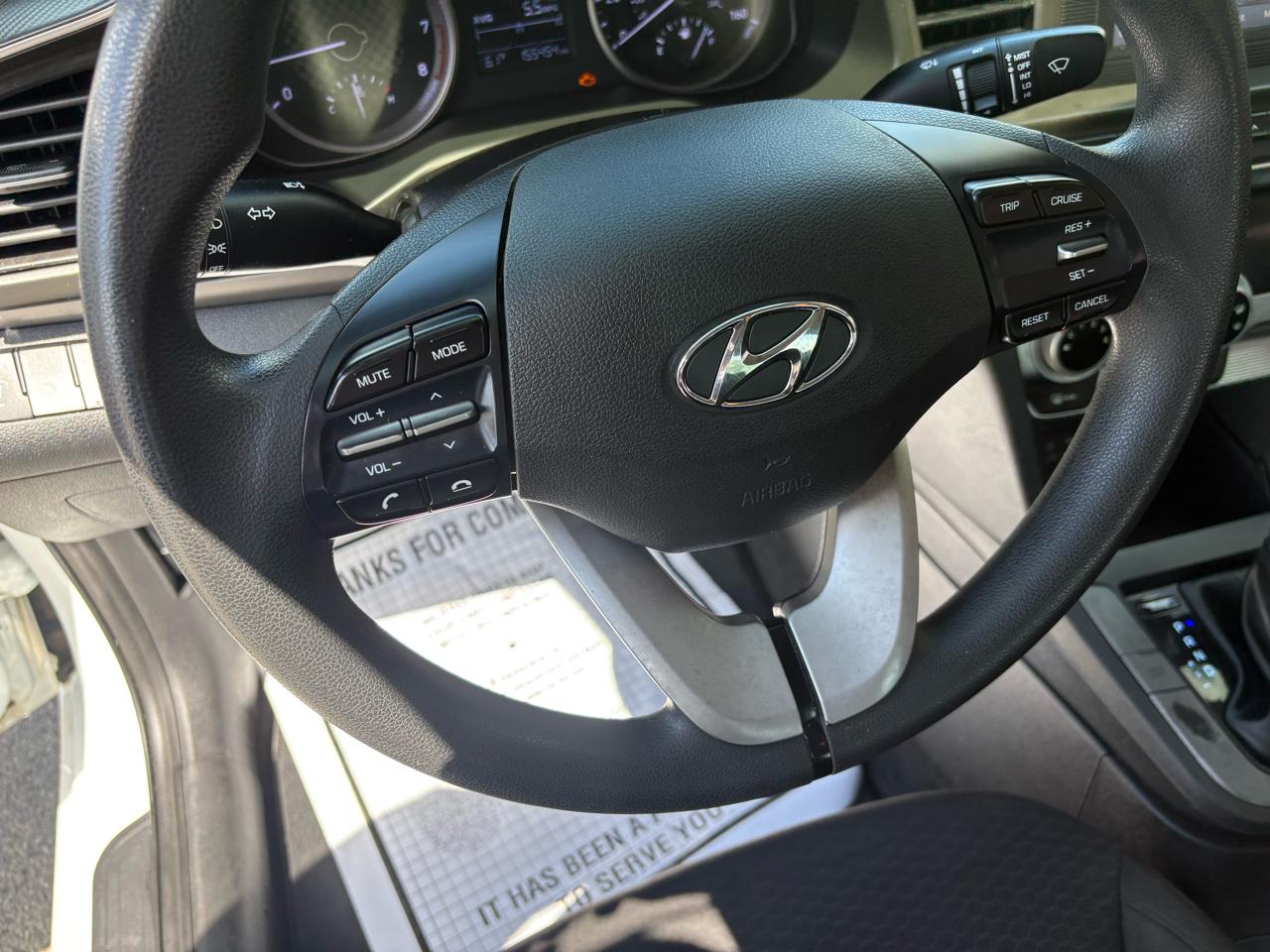 Hyundai Elantra SE Auto 2019