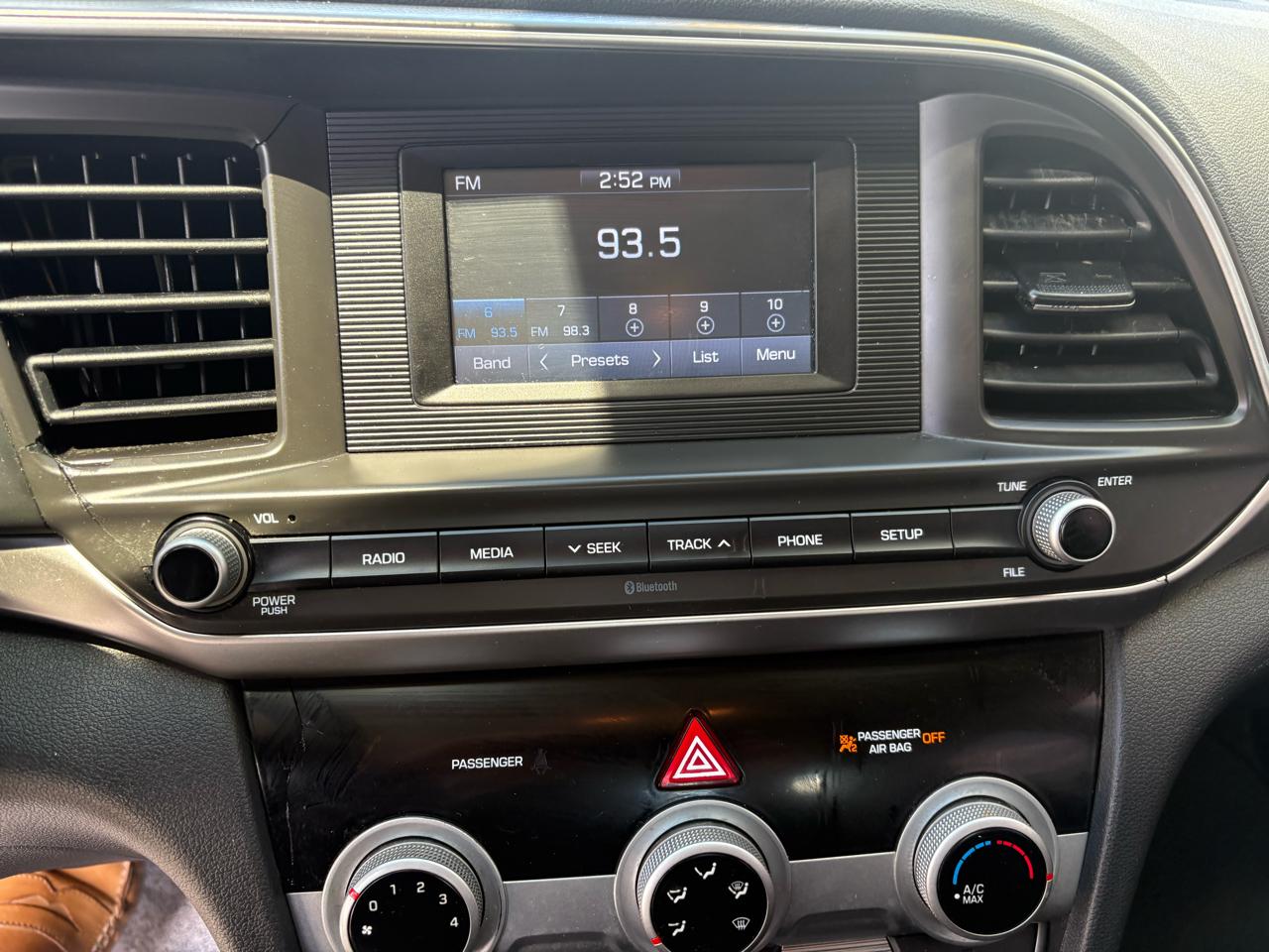 Hyundai Elantra SE Auto 2019