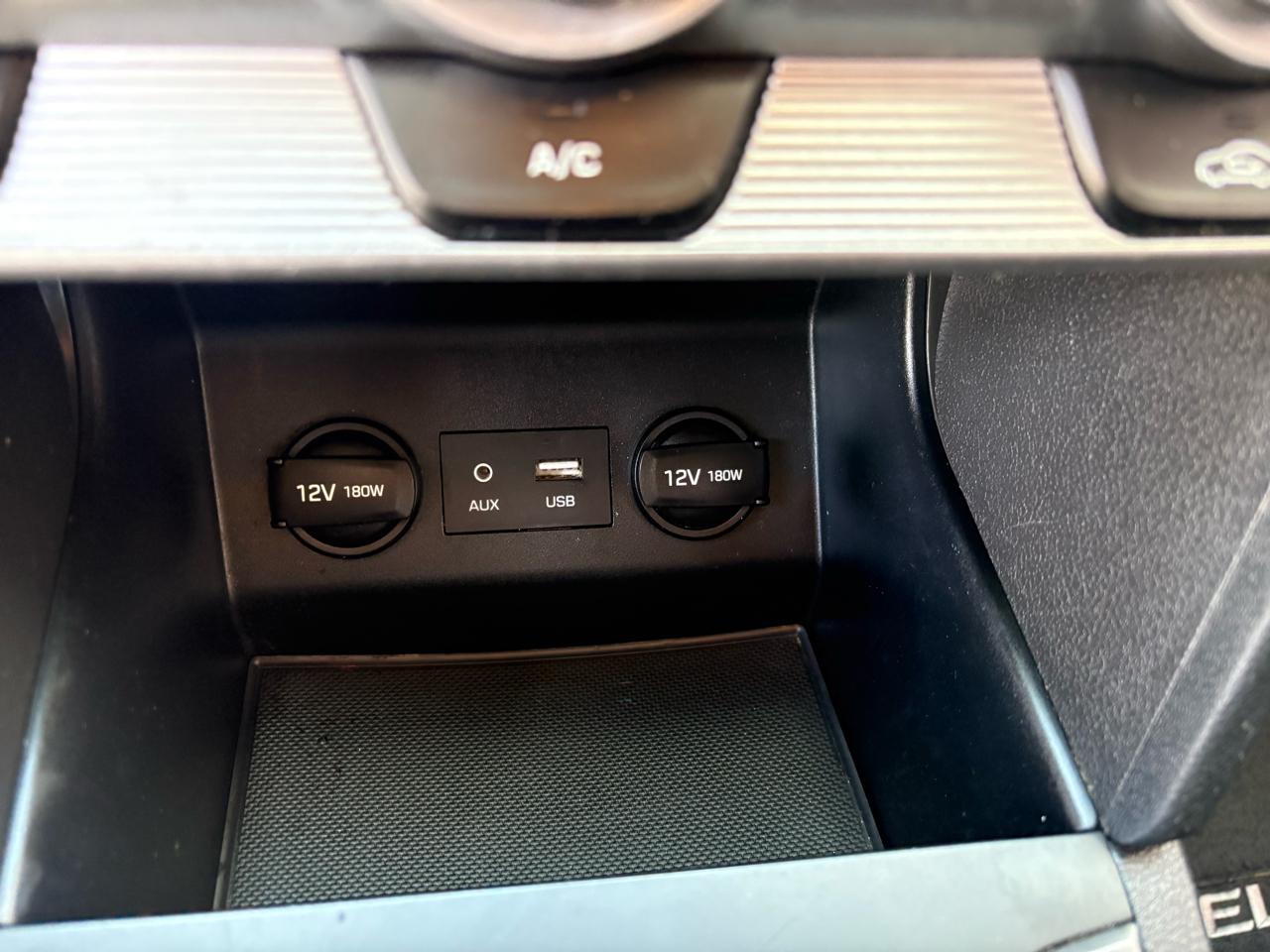 Hyundai Elantra SE Auto 2019