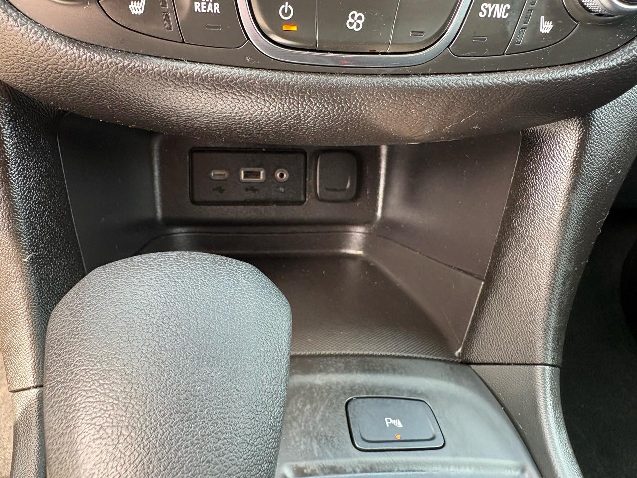 Chevrolet Equinox FWD 4dr LT w/1LT 2024