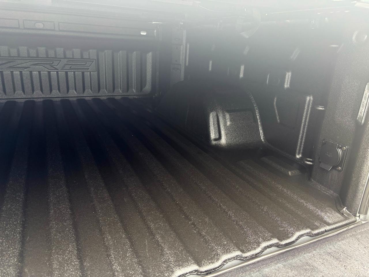 Chevrolet Silverado 1500 4WD Crew Cab 147" ZR2 2024