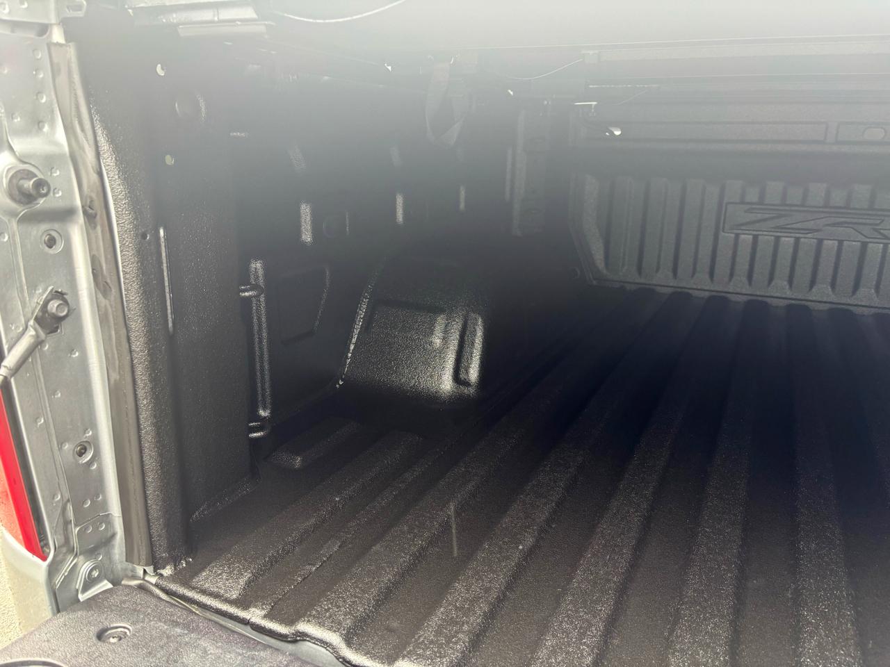 Chevrolet Silverado 1500 4WD Crew Cab 147" ZR2 2024