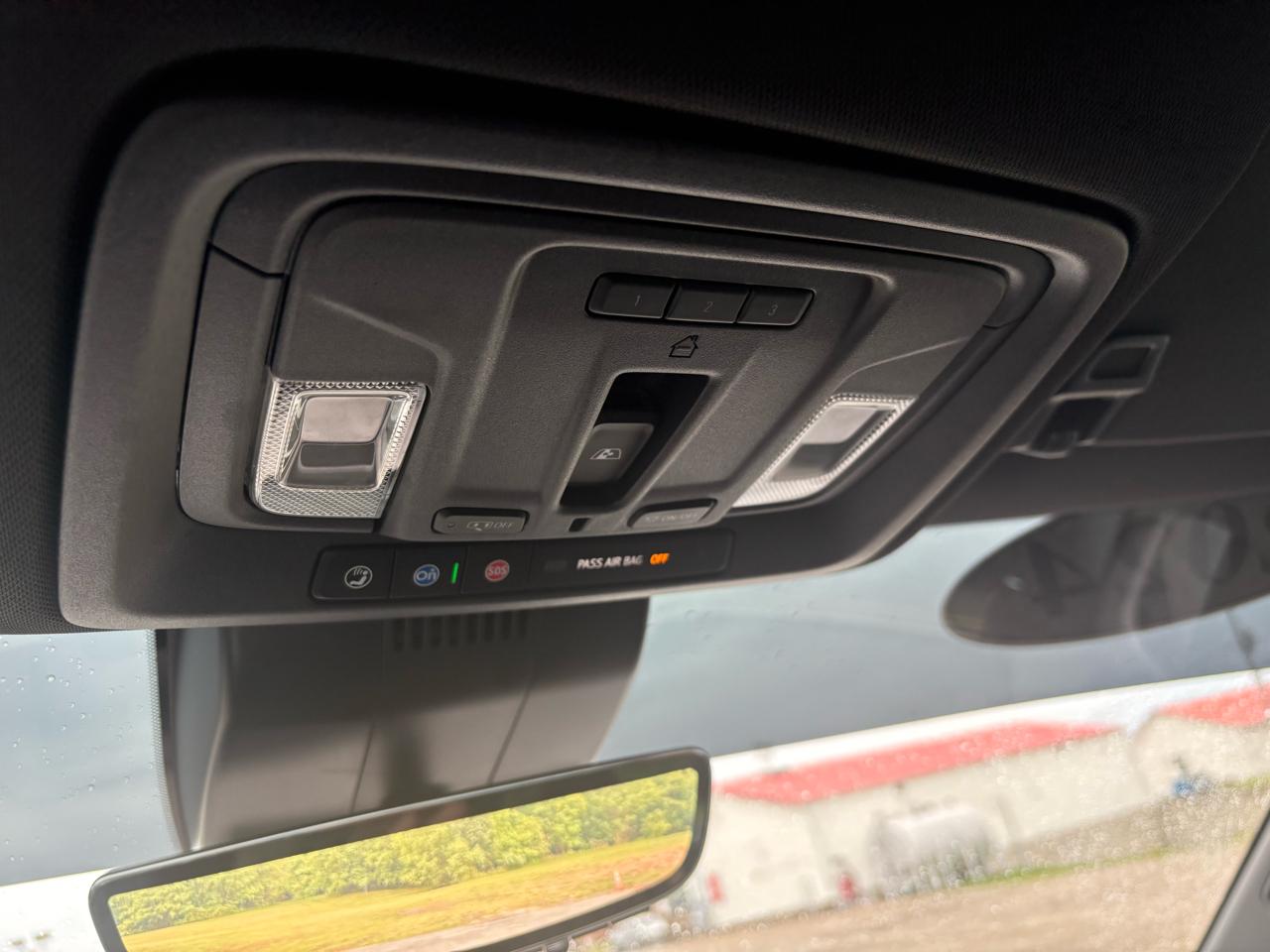 Chevrolet Silverado 1500 4WD Crew Cab 147" ZR2 2024