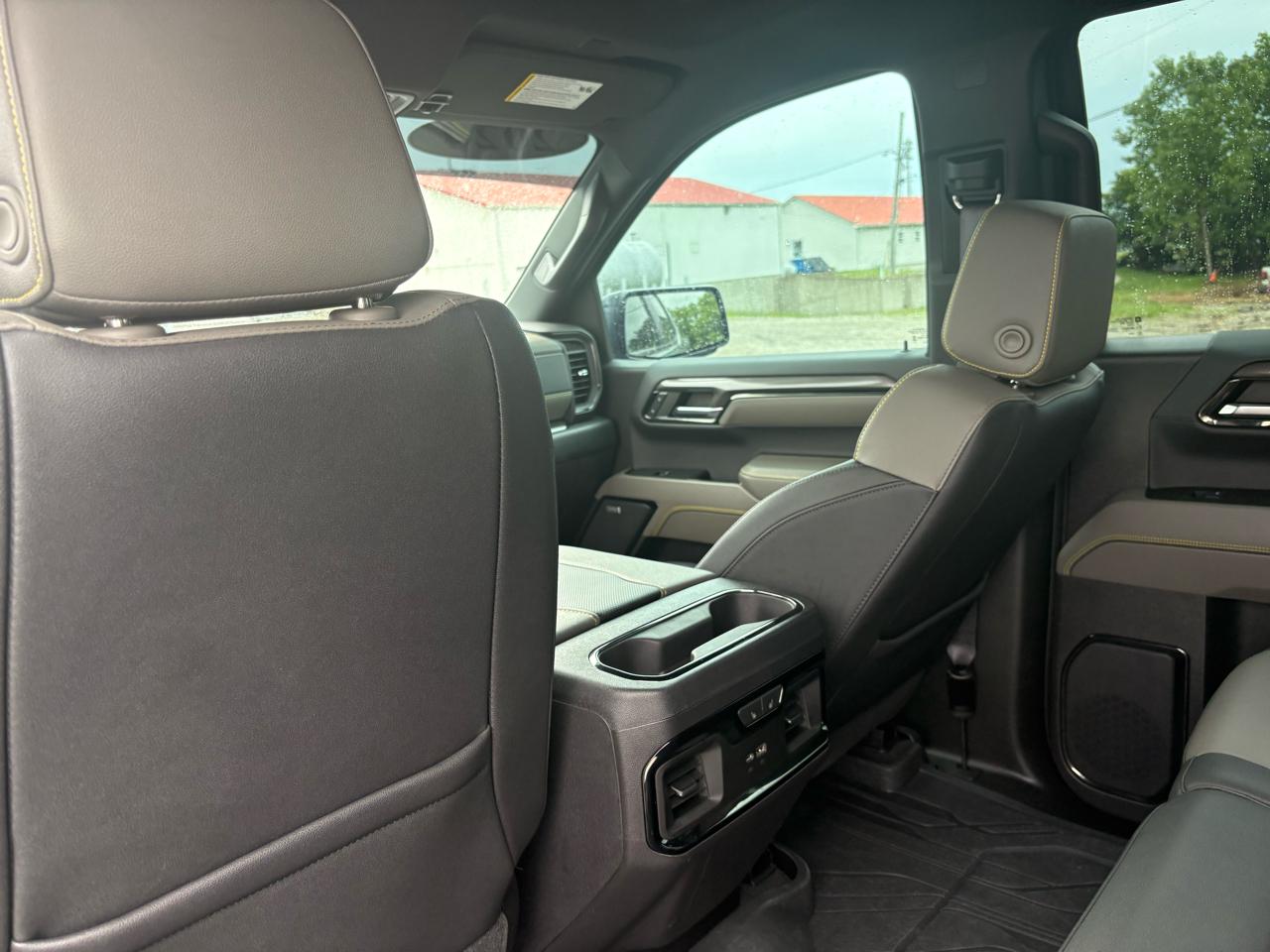 Chevrolet Silverado 1500 4WD Crew Cab 147" ZR2 2024