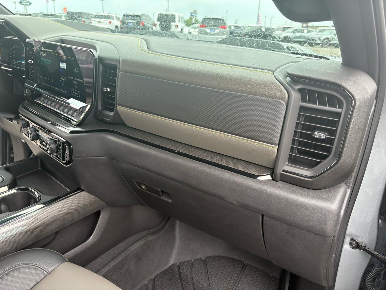 Chevrolet Silverado 1500 4WD Crew Cab 147" ZR2 2024