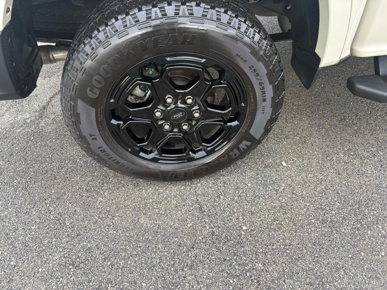 Ford Ranger XLT 4WD SuperCrew 5' Box 2025