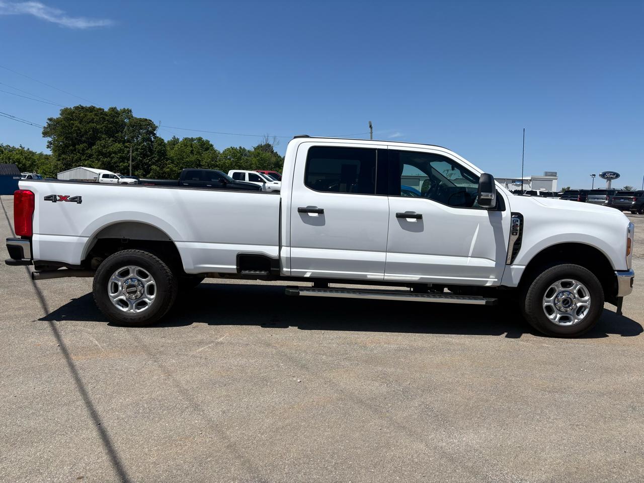 Ford Super Duty F-250 SRW XLT 4WD Crew Cab 8' Box 2025