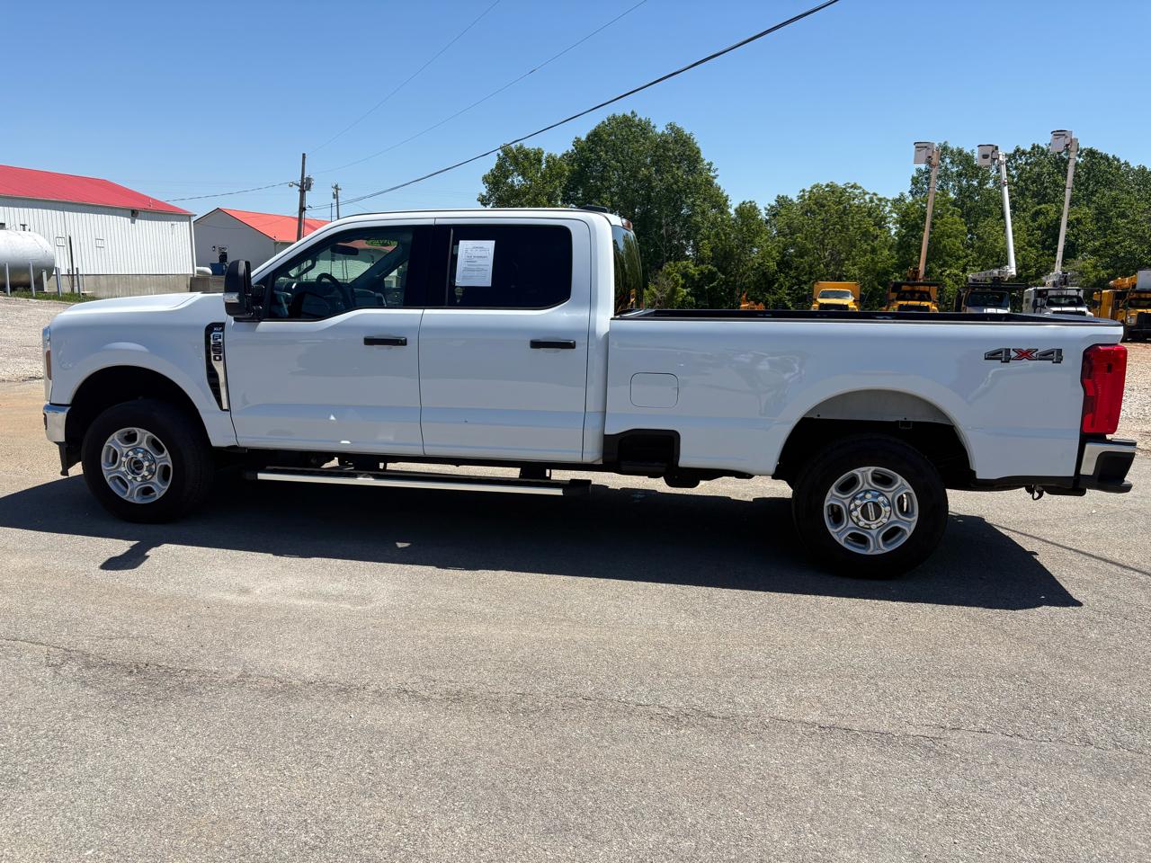 Ford Super Duty F-250 SRW XLT 4WD Crew Cab 8' Box 2025