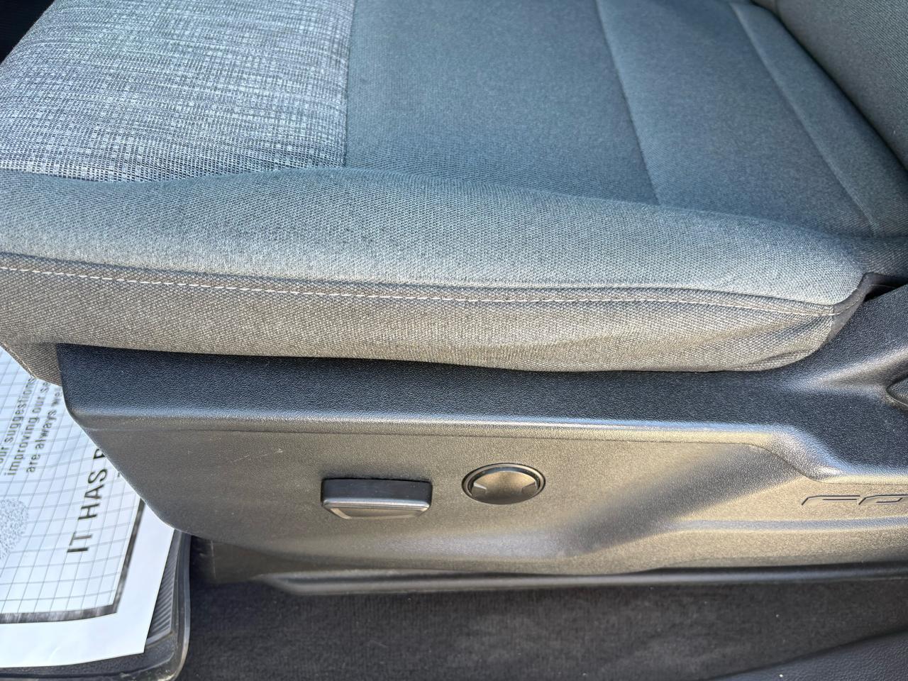 Ford Super Duty F-250 SRW XLT 4WD Crew Cab 8' Box 2025