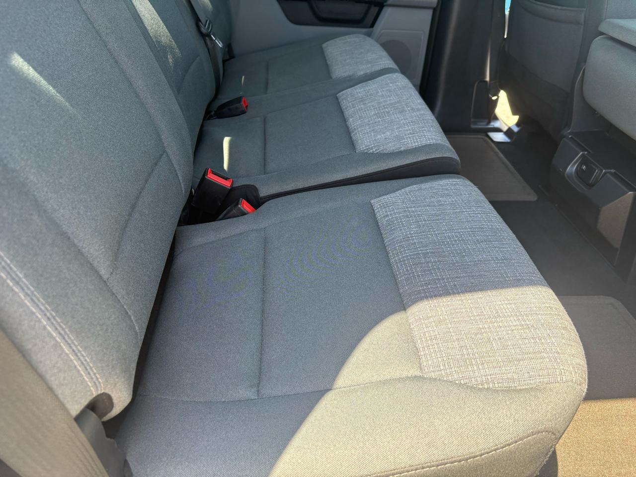 Ford Super Duty F-250 SRW XLT 4WD Crew Cab 8' Box 2025
