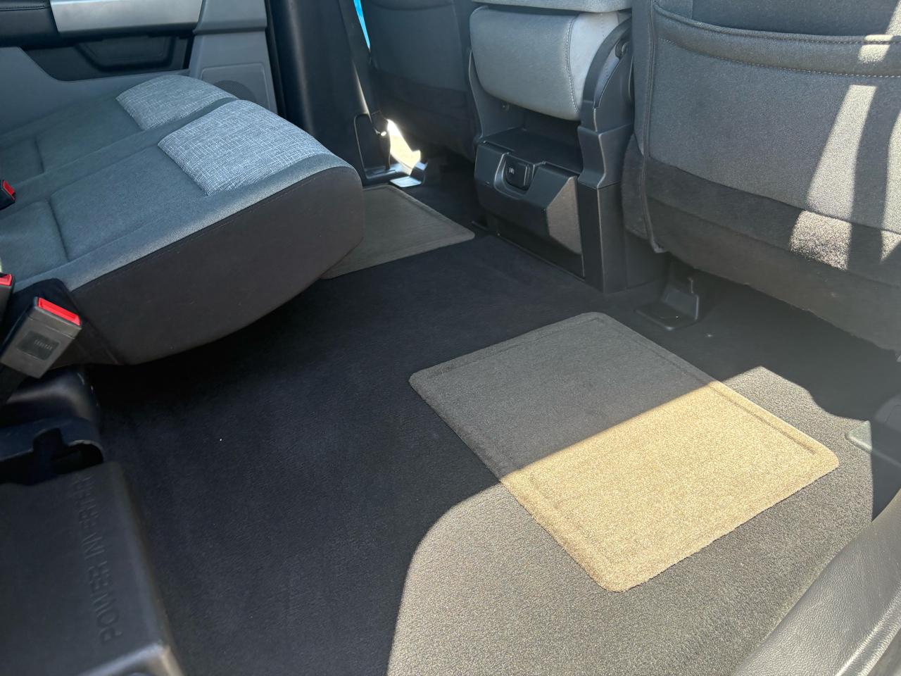 Ford Super Duty F-250 SRW XLT 4WD Crew Cab 8' Box 2025