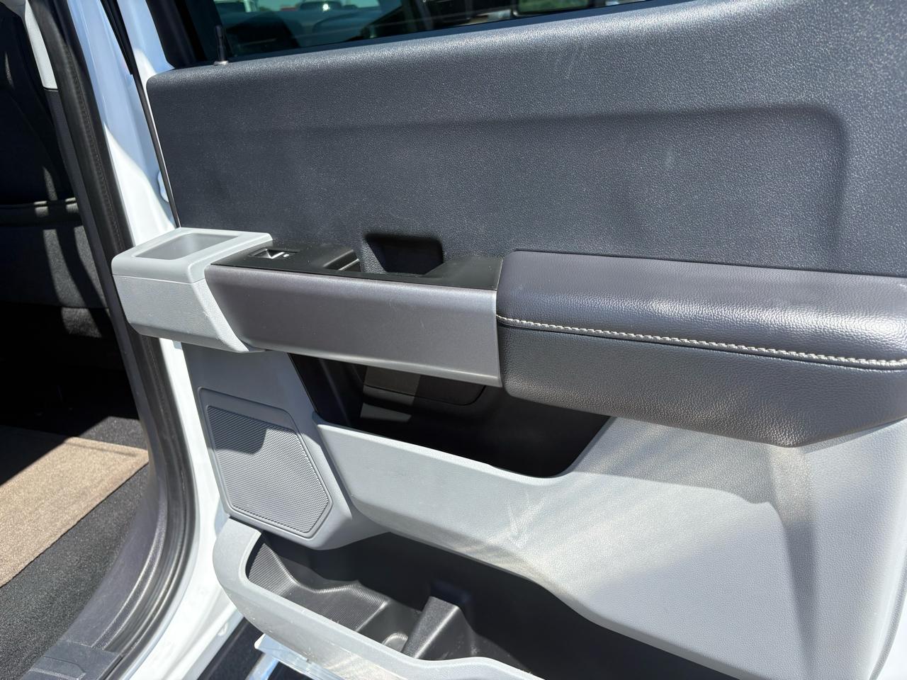 Ford Super Duty F-250 SRW XLT 4WD Crew Cab 8' Box 2025