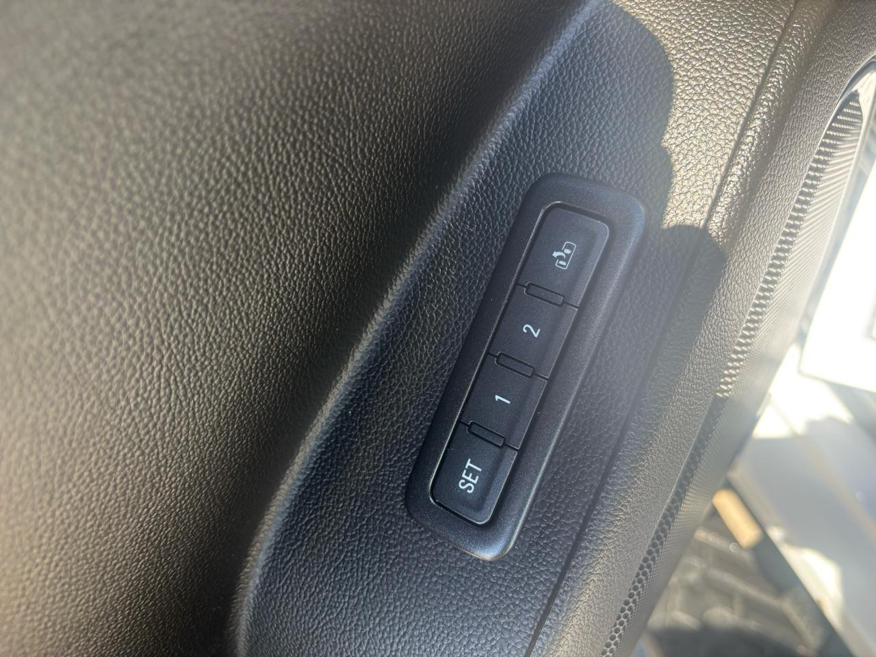 Chevrolet Tahoe 4WD 4dr LT 2018