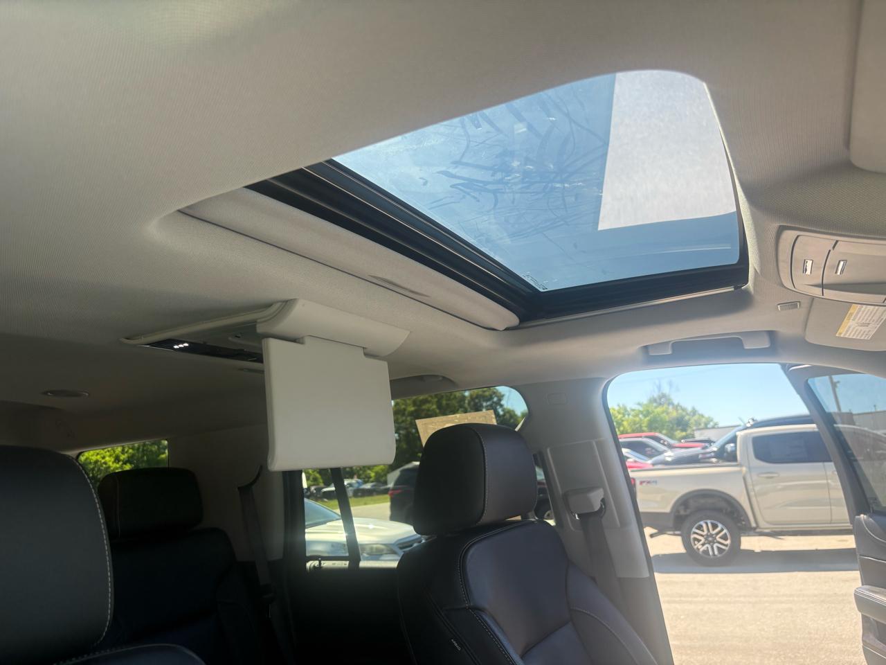 Chevrolet Tahoe 4WD 4dr LT 2018