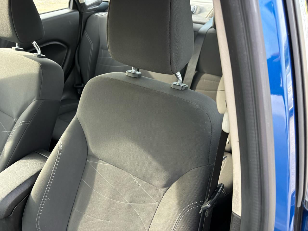 Ford Fiesta SE Sedan 2019