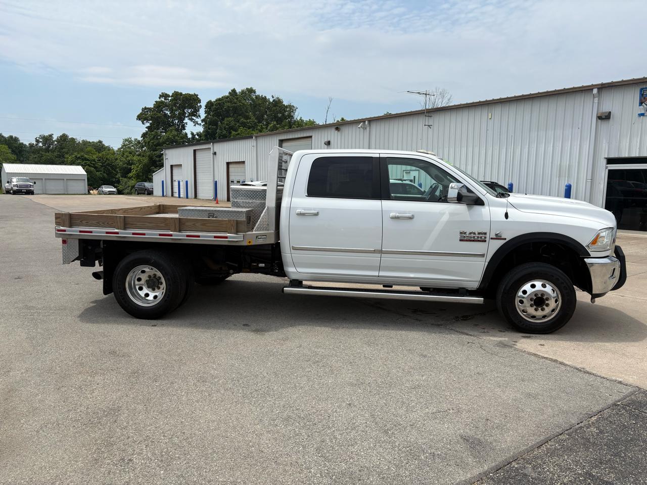 RAM 3500 Laramie 4x4 Crew Cab 8' Box 2018