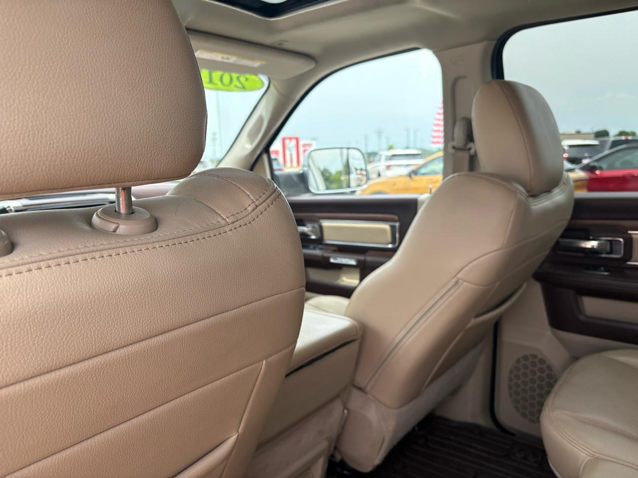 RAM 3500 Laramie 4x4 Crew Cab 8' Box 2018