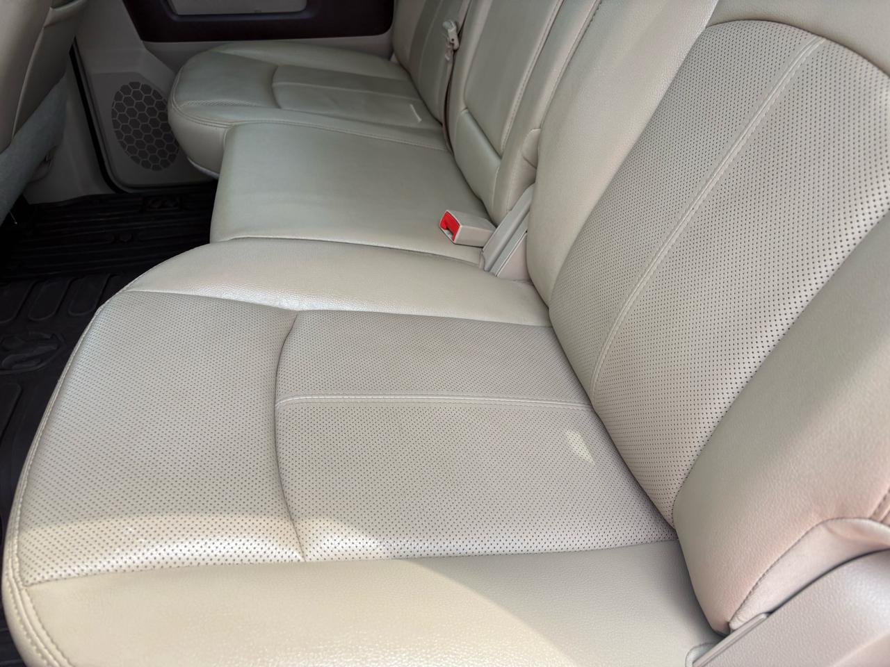 RAM 3500 Laramie 4x4 Crew Cab 8' Box 2018