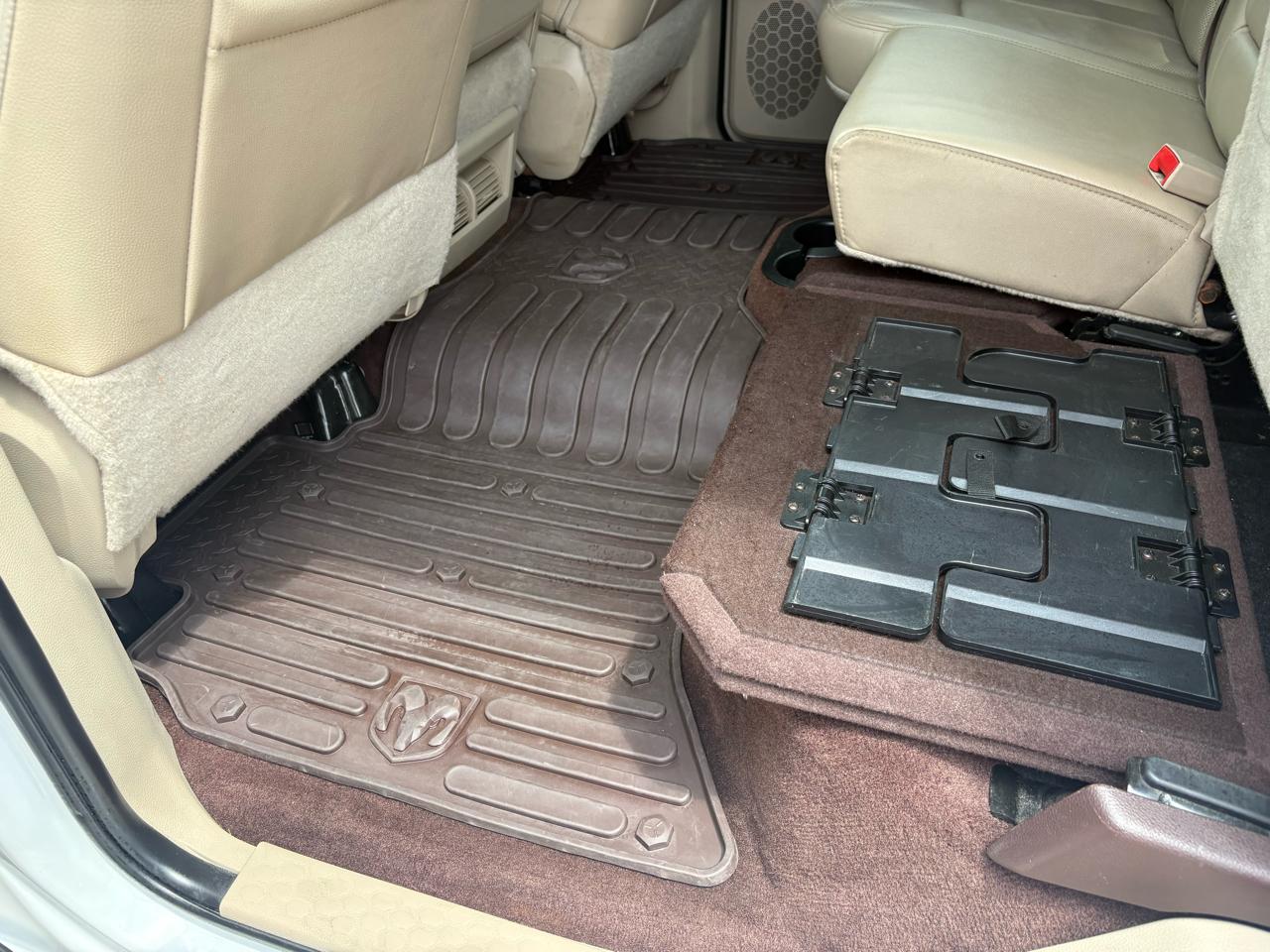 RAM 3500 Laramie 4x4 Crew Cab 8' Box 2018