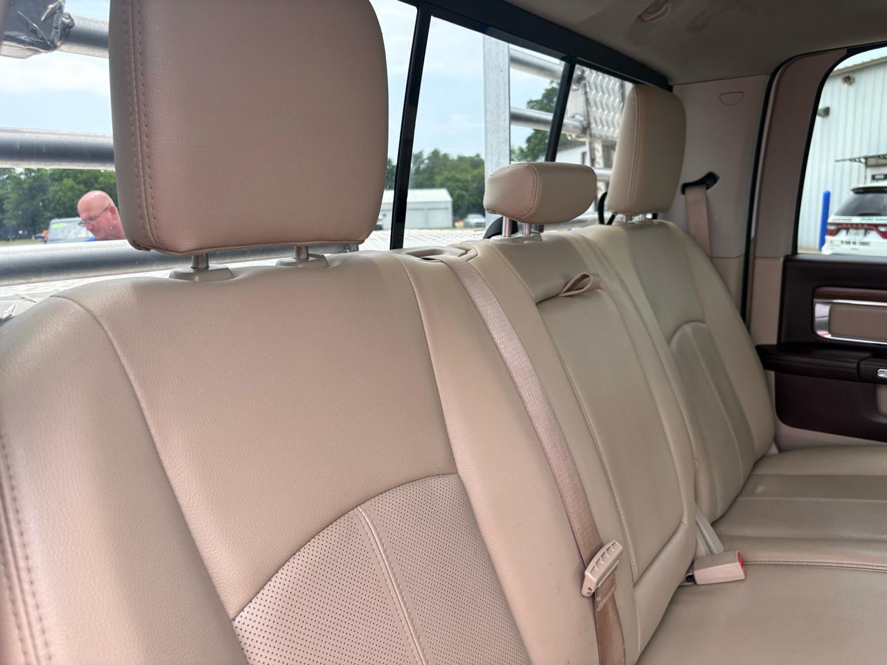 RAM 3500 Laramie 4x4 Crew Cab 8' Box 2018