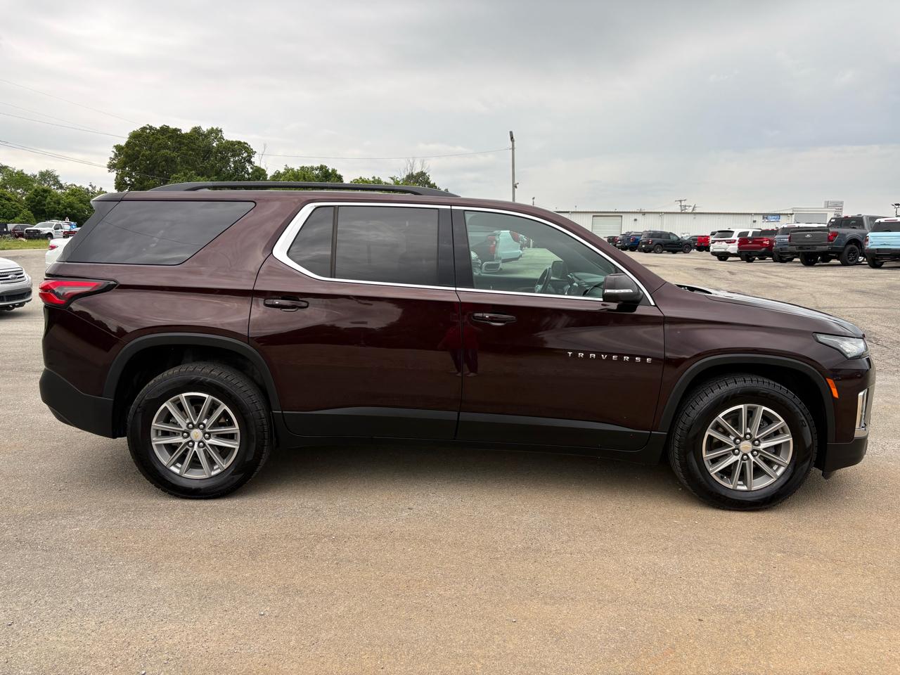 Chevrolet Traverse AWD 4dr LT Cloth w/1LT 2023