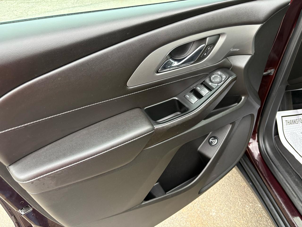 Chevrolet Traverse AWD 4dr LT Cloth w/1LT 2023