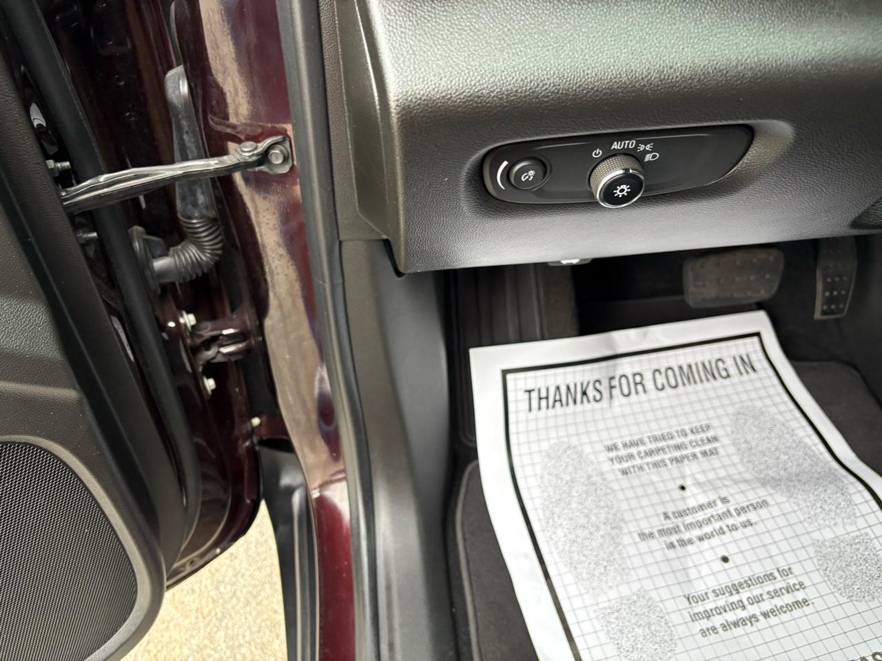 Chevrolet Traverse AWD 4dr LT Cloth w/1LT 2023