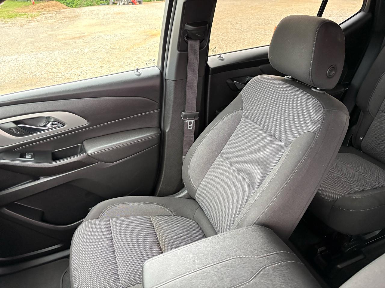 Chevrolet Traverse AWD 4dr LT Cloth w/1LT 2023